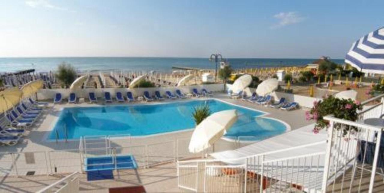 Hotel Condor Lido di Jesolo Exterior foto