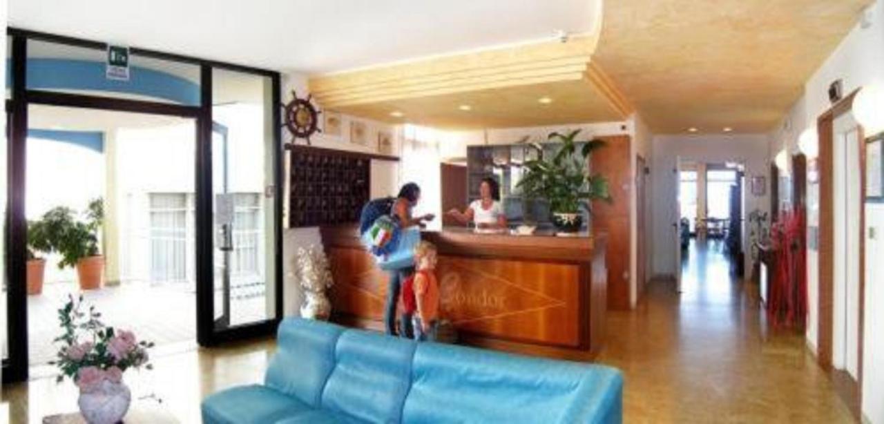 Hotel Condor Lido di Jesolo Exterior foto