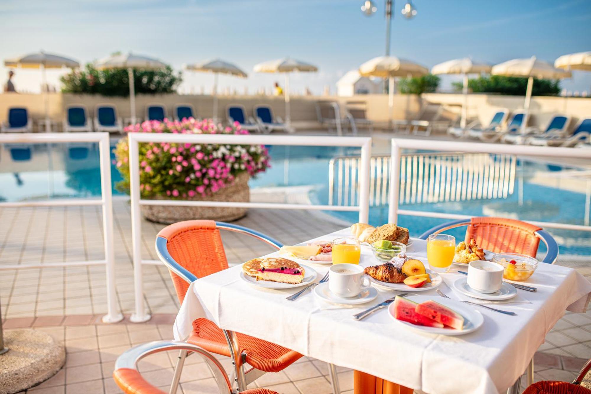 Hotel Condor Lido di Jesolo Exterior foto